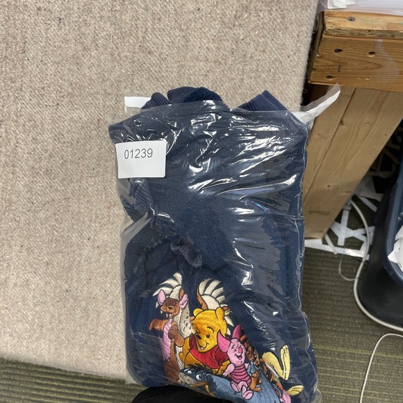 vintage Whinnie the pooh sweatshirt mens xl blue 2000 y2k disney - Picture 9 of 9